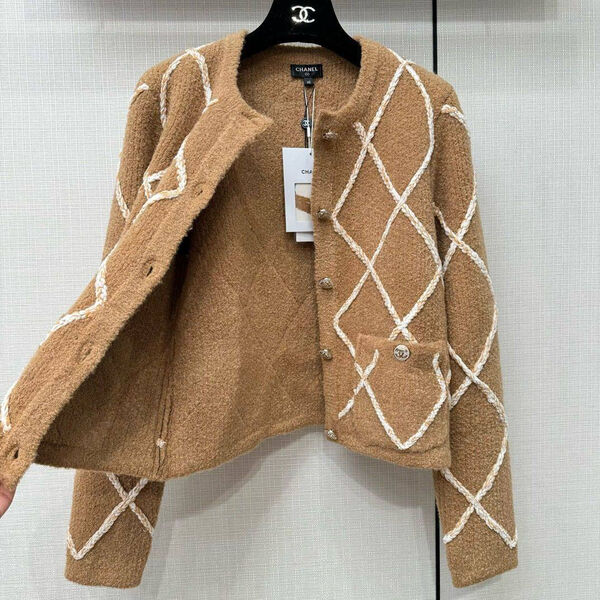 Пиджак Chanel женский бежевый 171636-2