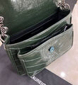 Сумка Saint Laurent Niki Medium женский кожа болотный 160388-3