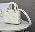Сумка Christian Dior Lady женский кожа белый 194010-1