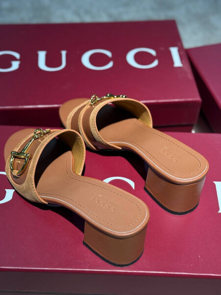 Шлепки Gucci женский кожа бежевый 190856-3