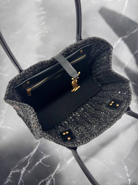 Сумка Saint Laurent женский кожа черный 156325-3