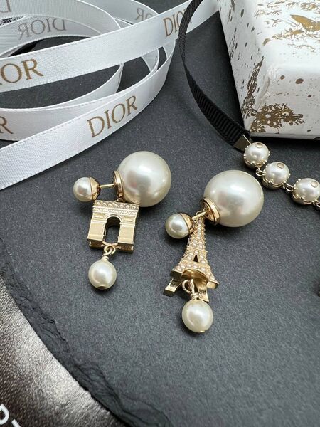 Серьги Christian Dior золотистый 175173
