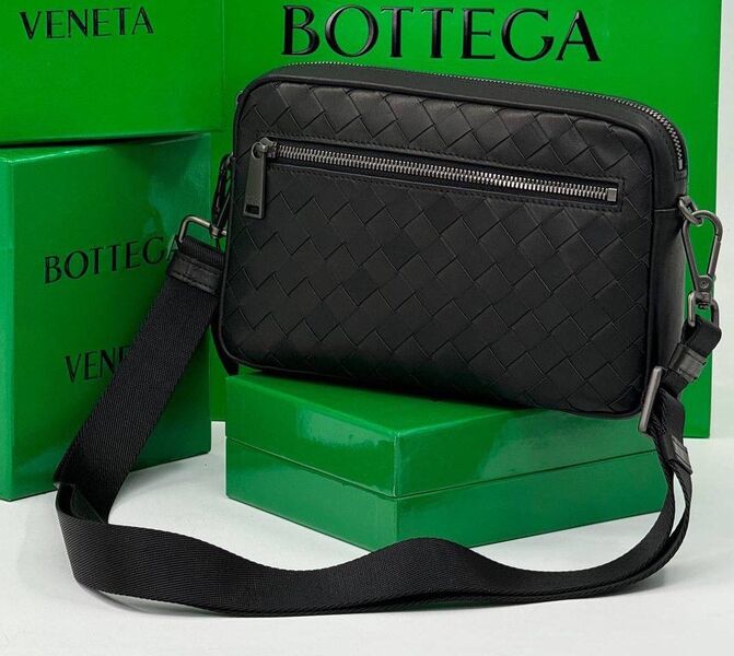 Мужская сумка мессенджер Bottega Veneta мужской кожа черный 193782