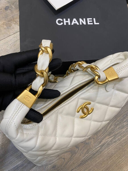 Сумка Chanel женский кожа белый 179326-4