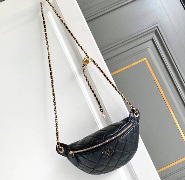 Сумка Chanel женский кожа черный 157333