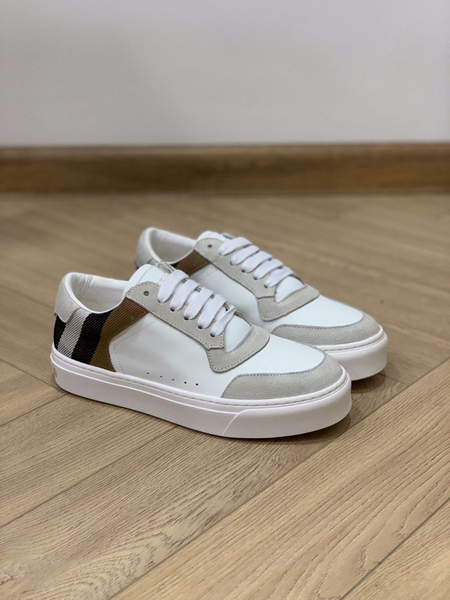 Кроссовки Burberry женский кожа белый 33001-2