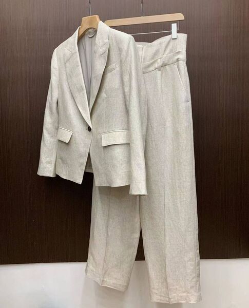 Костюм Brunello Cucinelli женский бежевый 151129