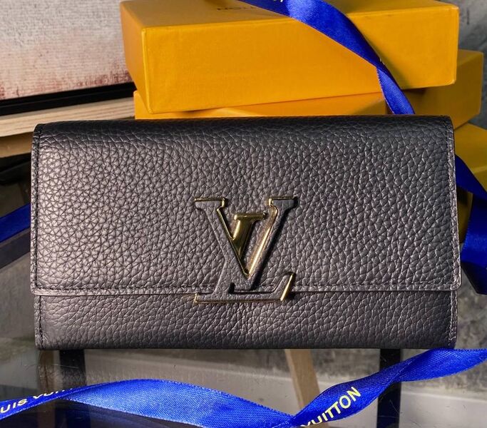 Кошелек Louis Vuitton женский кожа черный 135525