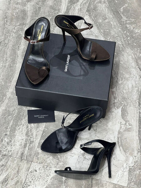 Босоножки Saint Laurent женский кожа черный 119387-5