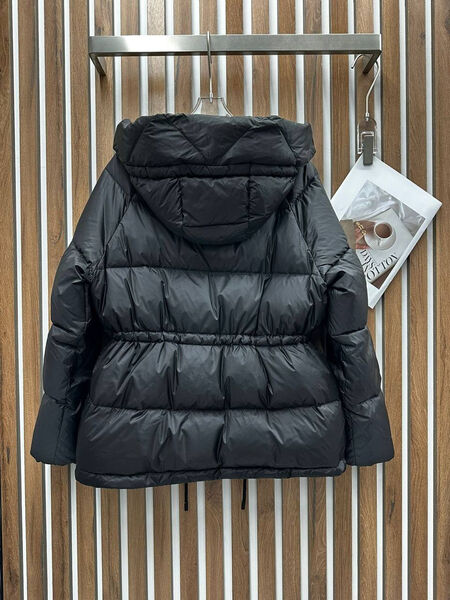 Пуховик Max Mara женский черный 167470-4