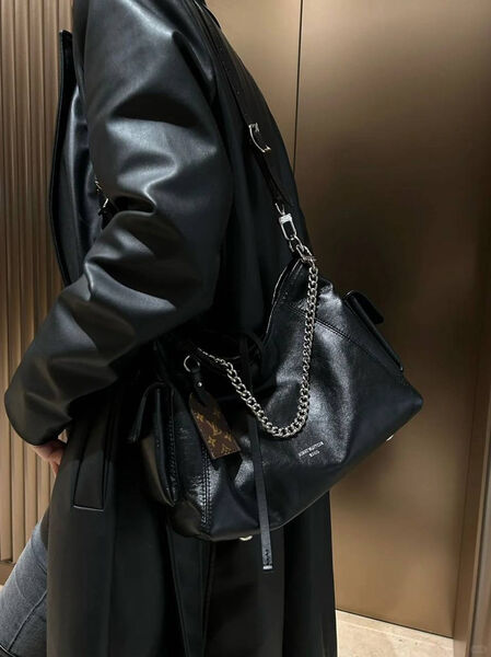 Сумка Louis Vuitton женский кожа черный 147350-5