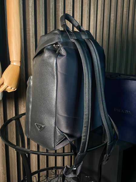 Мужской рюкзак Prada мужской кожа черный 53368-5