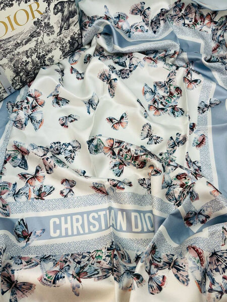 Платок Christian Dior женский шелк белый 197687