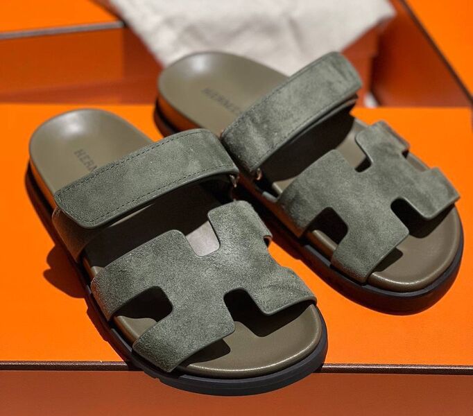 Шлепки Hermès женский замша болотный 154879