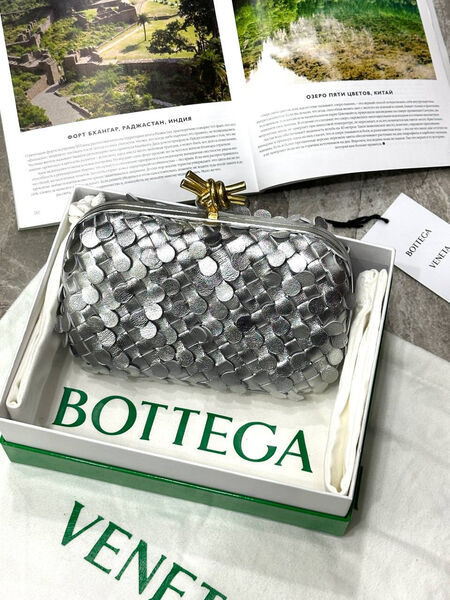 Клатч Bottega Veneta женский кожа графитовый 134283-3