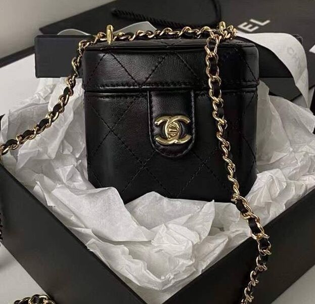 Сумка Chanel женский кожа черный 138400