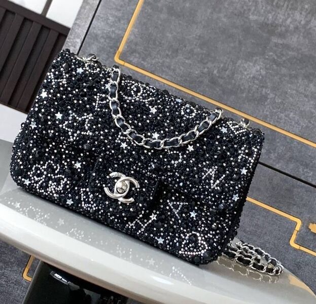 Сумка Chanel женский стразы черный,серебристый 194342