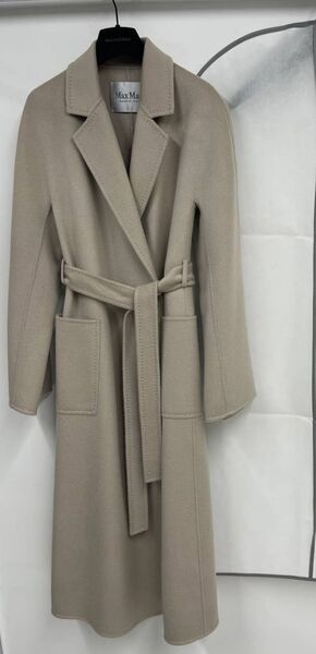 Пальто Max Mara женский светло-серый 201657