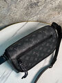 Мужская сумка мессенджер Louis Vuitton мужской кожа черный 169140-7