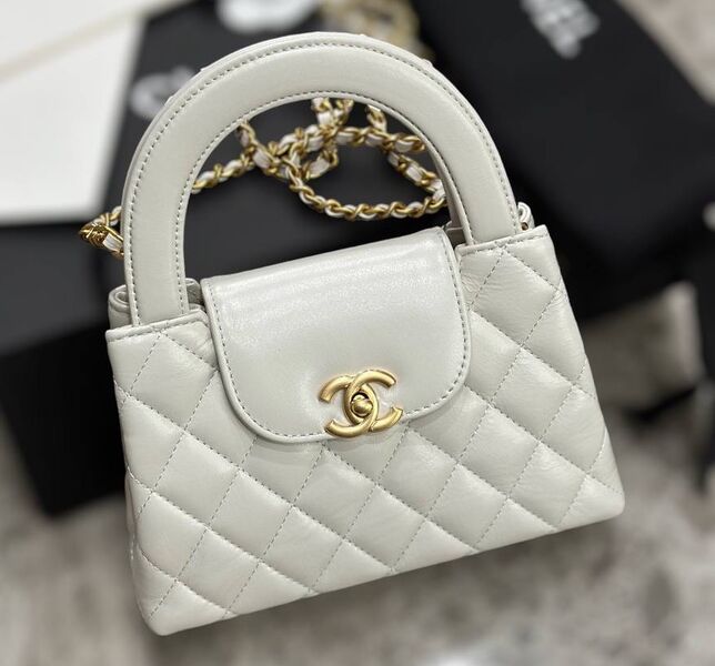 Сумка Chanel Shopping Mini женский кожа белый 127544