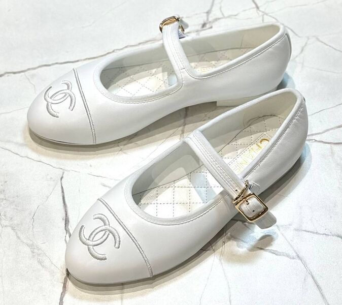 Балетки Chanel женский кожа белый 149171