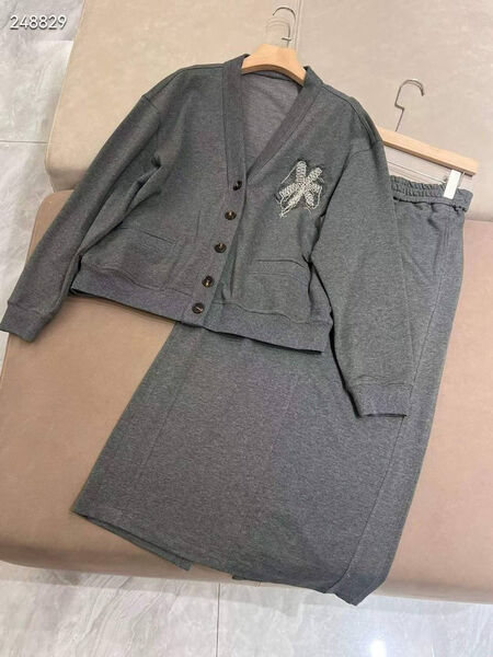 Костюм Brunello Cucinelli женский графитовый 155831-10