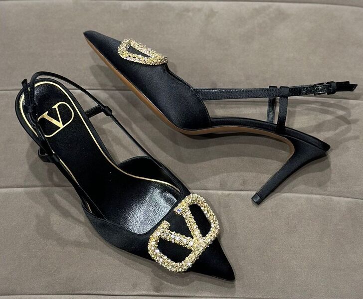 Туфли Valentino женский кожа черный 121315