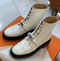 Ботинки Hermès женский кожа swift молочный 13986
