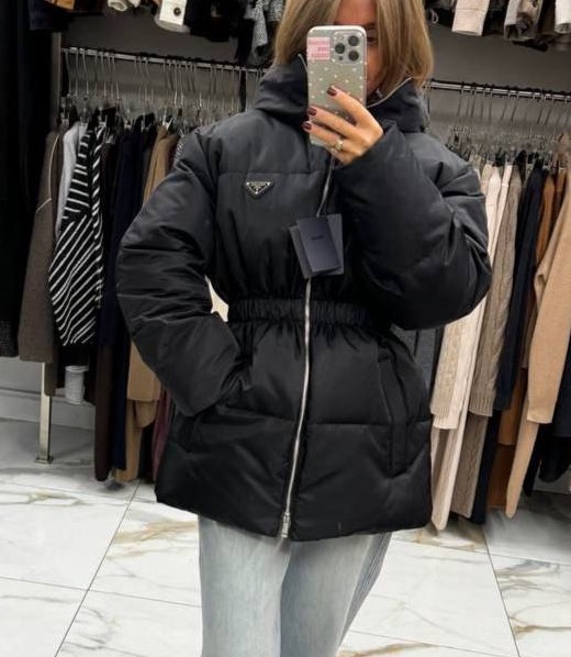Пуховик Prada женский черный 167453