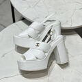 Босоножки Chanel женский кожа белый 146180-2