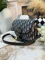 Сумка Christian Dior Bobby средняя женский жаккард dior oblique синий 74416-9