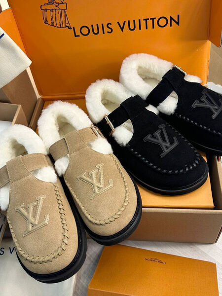 Лоферы Louis Vuitton женский замша бежевый 201462-2