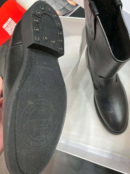 Сапоги Golden Goose женский кожа черный 162708-2
