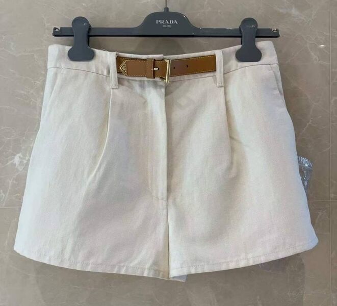 Шорты Prada женский белый 150591