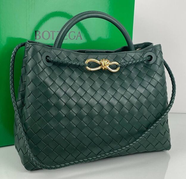 Сумка Bottega Veneta женский кожа болотный 130139