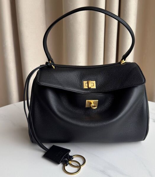Сумка Balenciaga Rodeo Medium женский кожа черный 189460