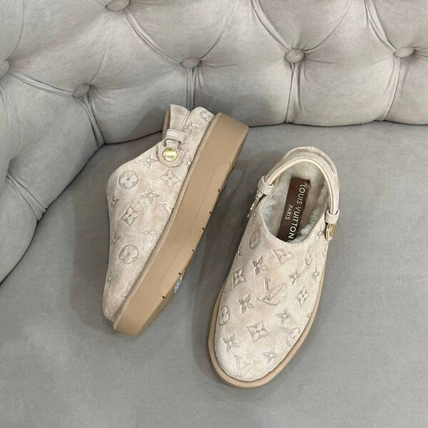 Сабо Louis Vuitton женский замша бежевый 132888-3