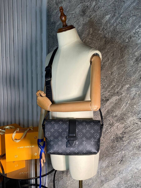 Мужская сумка мессенджер Louis Vuitton мужской канва черный 167079-3
