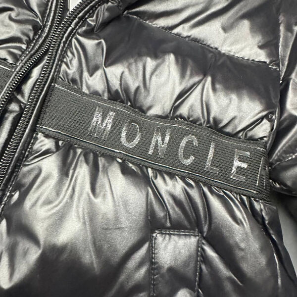 Детская куртка Moncler черный 165602-3