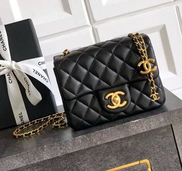 Сумка Chanel женский кожа черный 198047