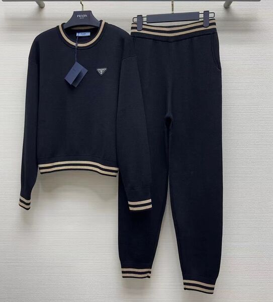 Костюм Prada женский черный 126487