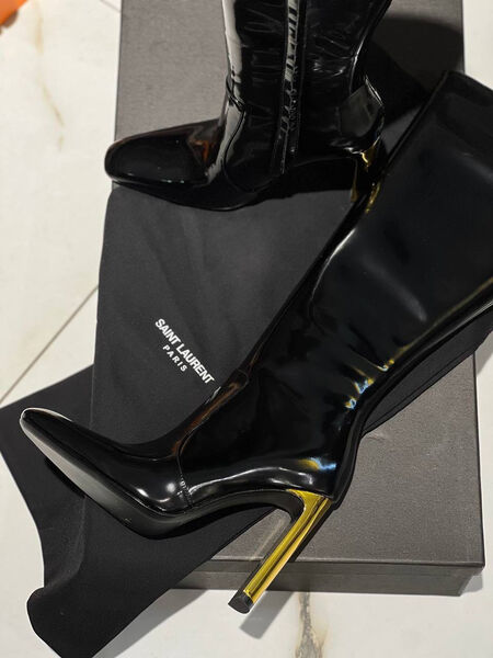 Сапоги Saint Laurent женский кожа черный 129573-3