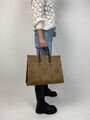 Сумка Louis Vuitton Onthego женский кожа 76814-2