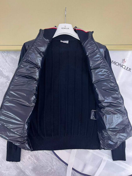 Мужская куртка Moncler мужской черный 136951-4