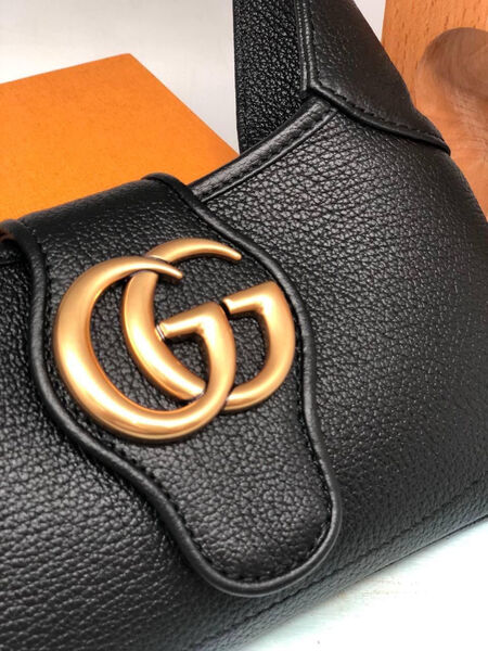 Сумка Gucci женский кожа черный 121000-3