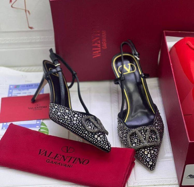 Туфли Valentino женский стразы черный 104633-2