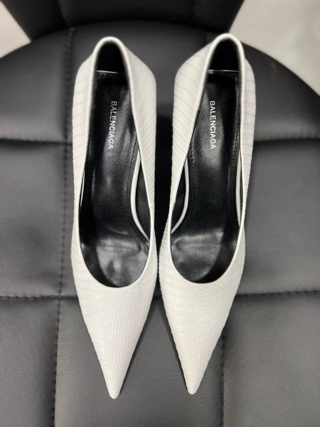 Туфли Balenciaga женский кожа белый 92821-2