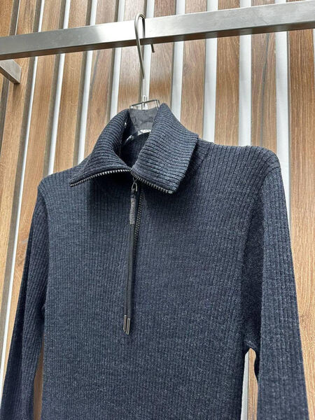 Платье Brunello Cucinelli женский кашемир черный 162944-4