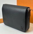 Мужская сумка мессенджер Louis Vuitton мужской кожа черный 129947-1