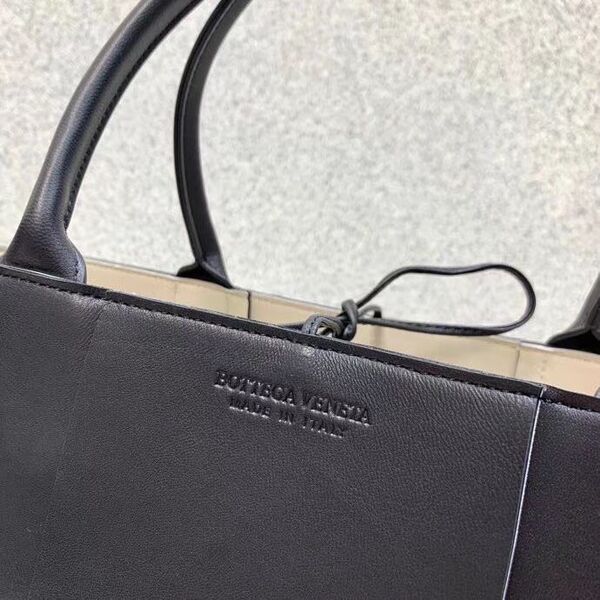 Сумка Bottega Veneta женский кожа черный 72429-8